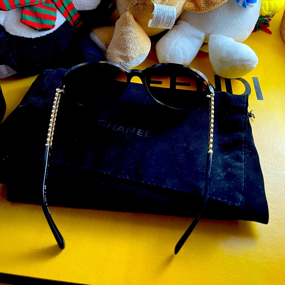 Authentic Chanel Sunglasses - Picture 3 of 9